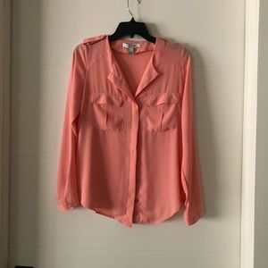 Forever 21 blouse🦋